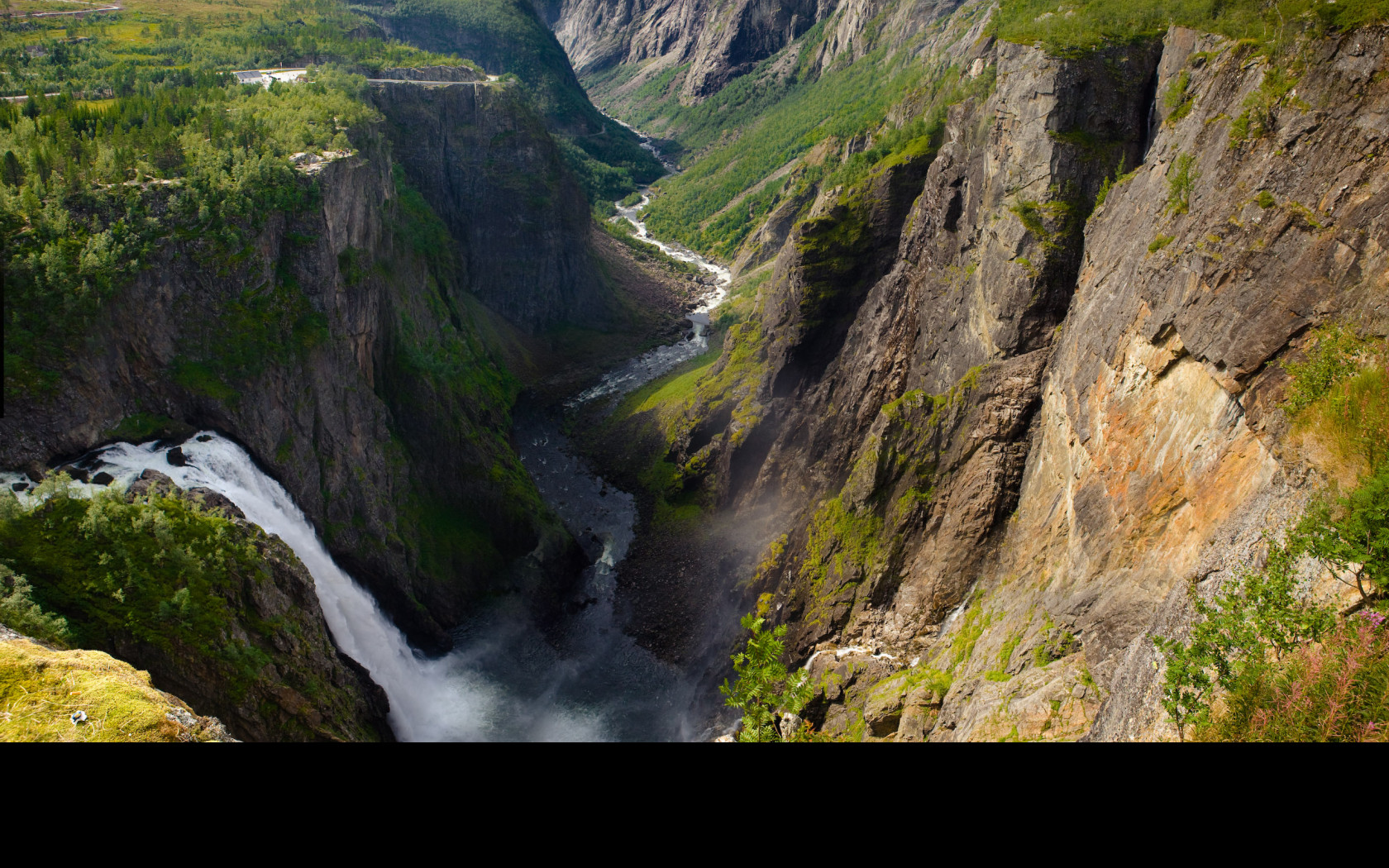 Tapeta vodopad_v__248_ringfossen__norsko