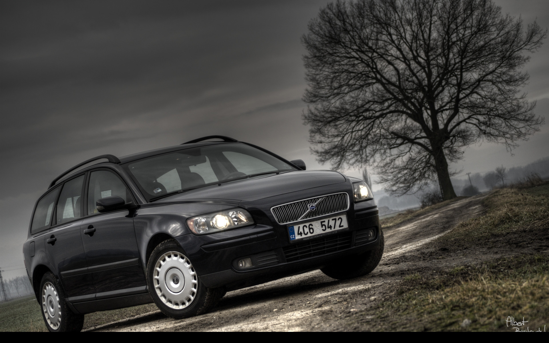 Tapeta volvo_v50