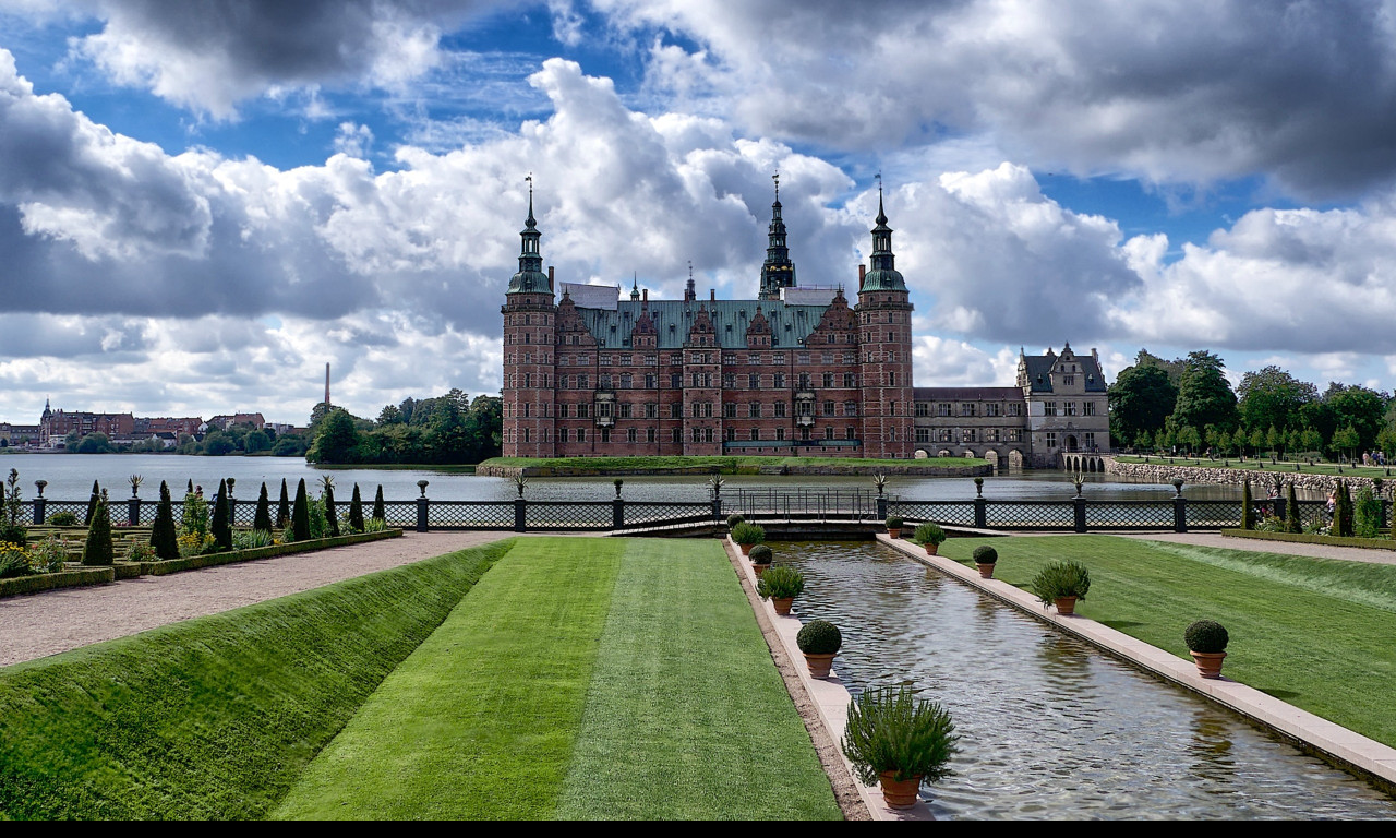 Tapeta zamek_frederiksborg__dansko